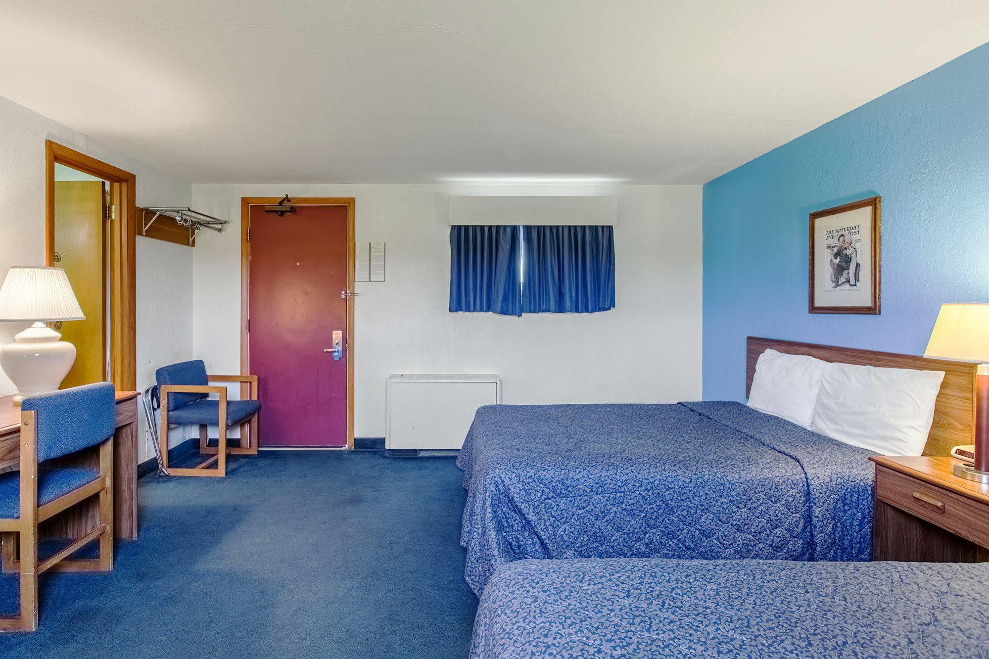 Amerivu Inn Harvest Estates New Hampton Экстерьер фото